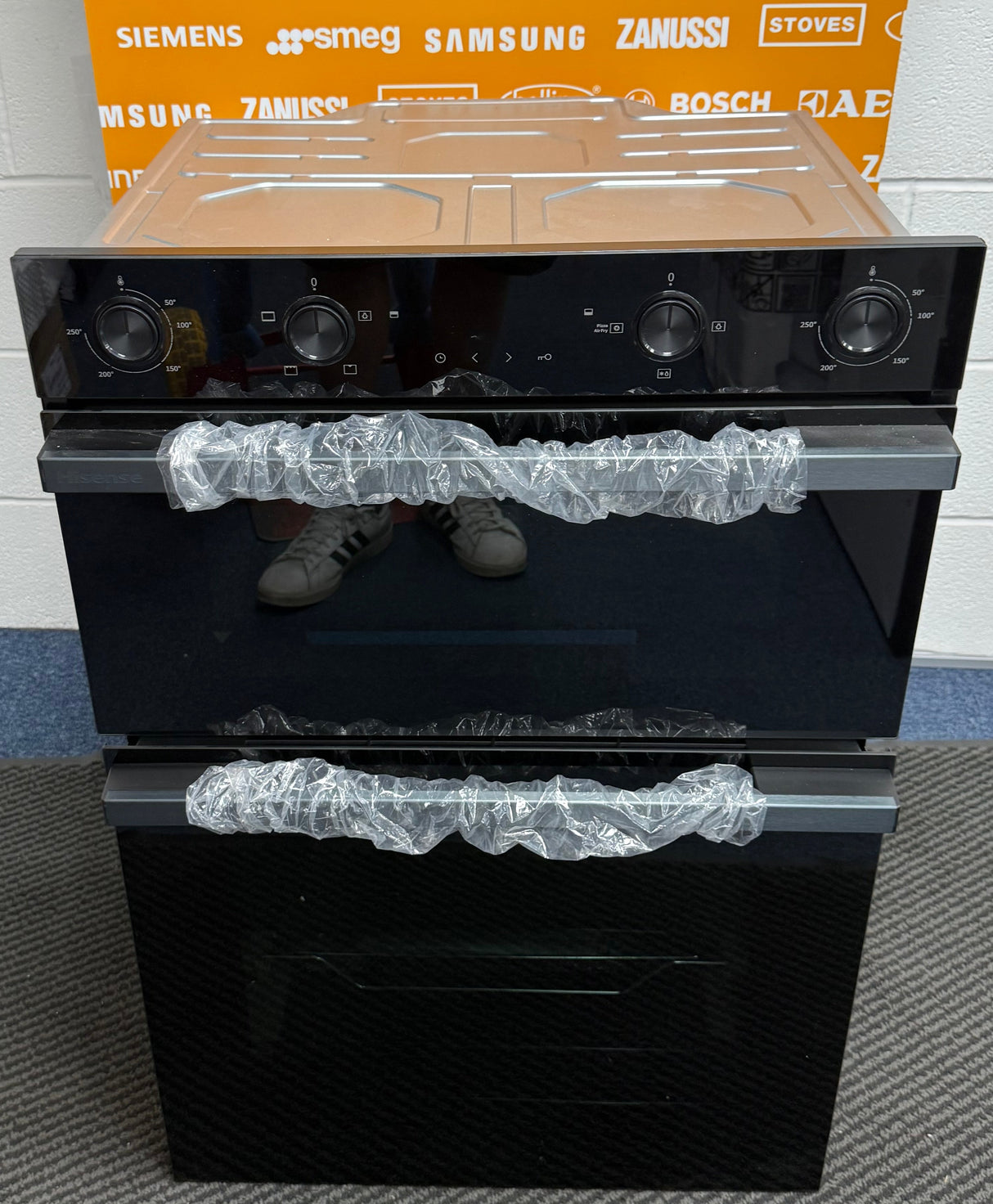 Hisense BID914221ADBG (96) Double Built In Oven In Black - Air Fry - A Rated - (Ex Display) - HW182396