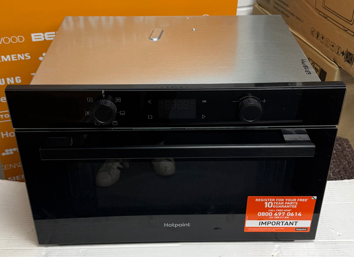 Hotpoint HPD 254CR BUK (17) 1000W 31 Litre Built-in Microwave and Grill in Black - (Ex Display) - HW182217