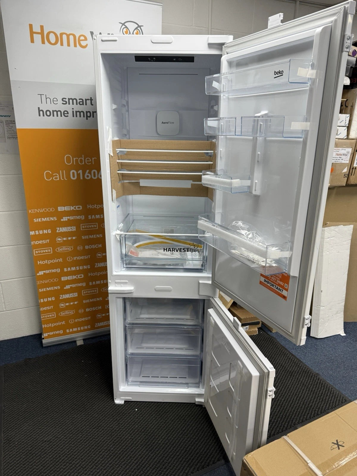 Beko BCNAD473V (65) 70/30 Integrated AeroFlow™ Fridge Freezer with HarvestFresh™ - (Blemished) - HW182365