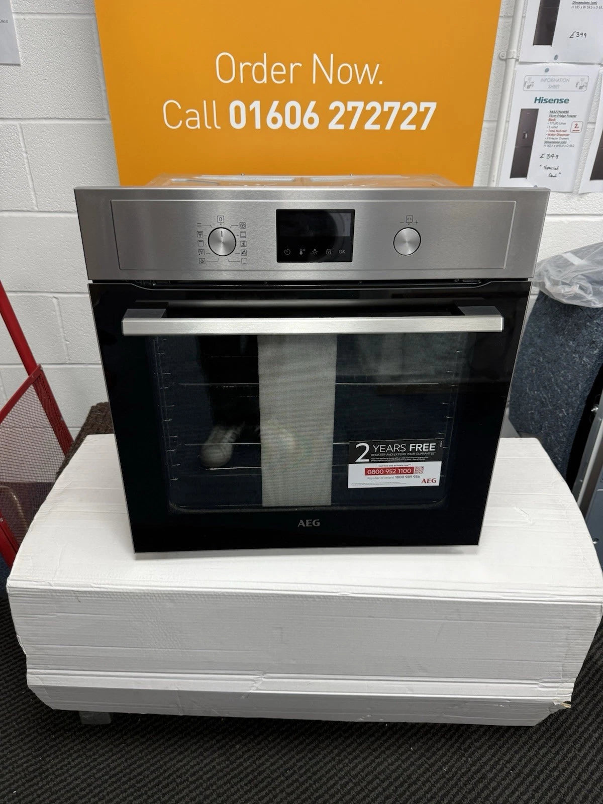 AEG 3000 Series BPX535061M (40) Built-in Electric Single Oven with Pyrolytic Self Cleaning in Stainless Steel - A+ Rated - (Graded) - HW181840