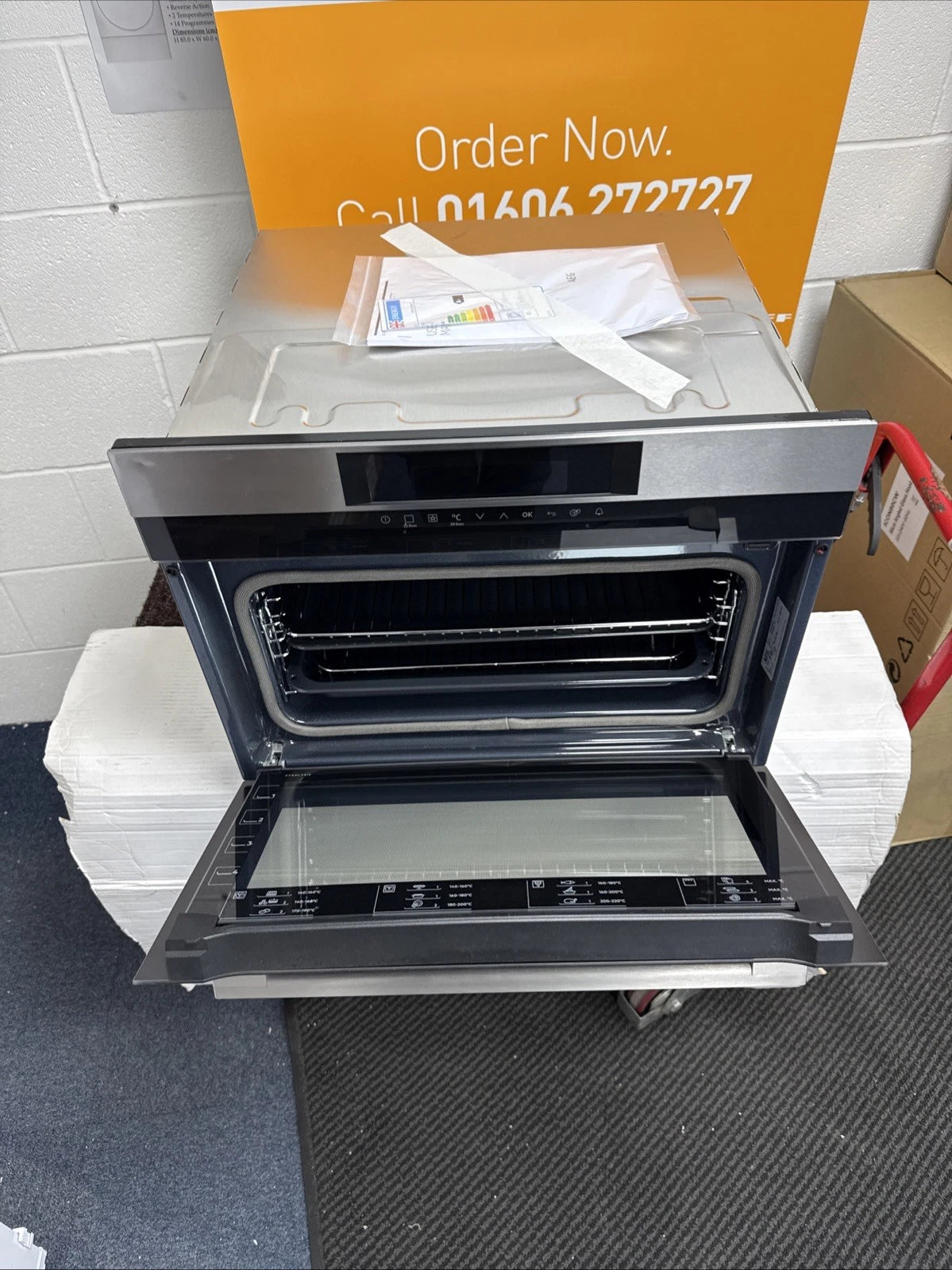 AEG KPK742220M SenseCook 43 Litre Compact Multifunction Oven with Pyrolytic Self Cleaning in Stainless Steel - A+ Rated - (Graded) - HW181900