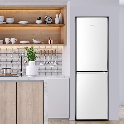 Teknix FFPH1825PW/E 256 Litre Fridge Freezer with Total No Frost in White - POHW0084