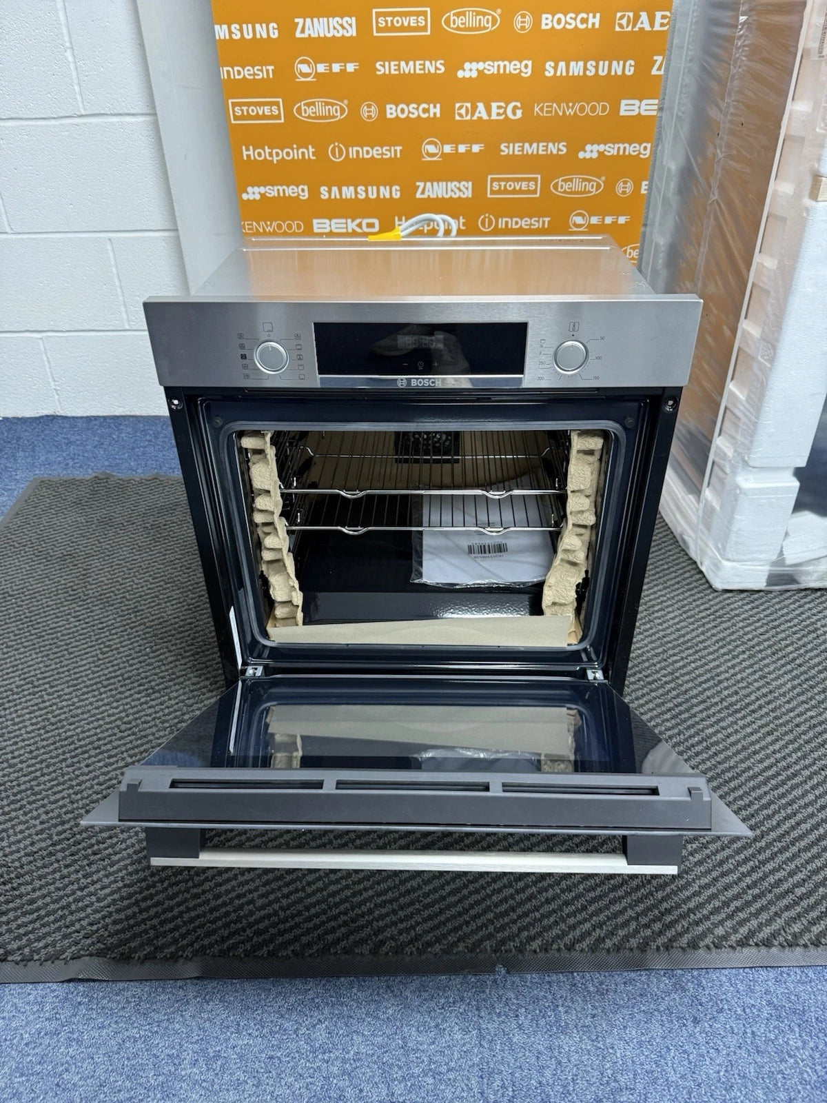 Bosch Series 4 HQA534BS3B Built In Electric Single Oven with added Steam Function in Stainless Steel - A+ Rated - HW181859