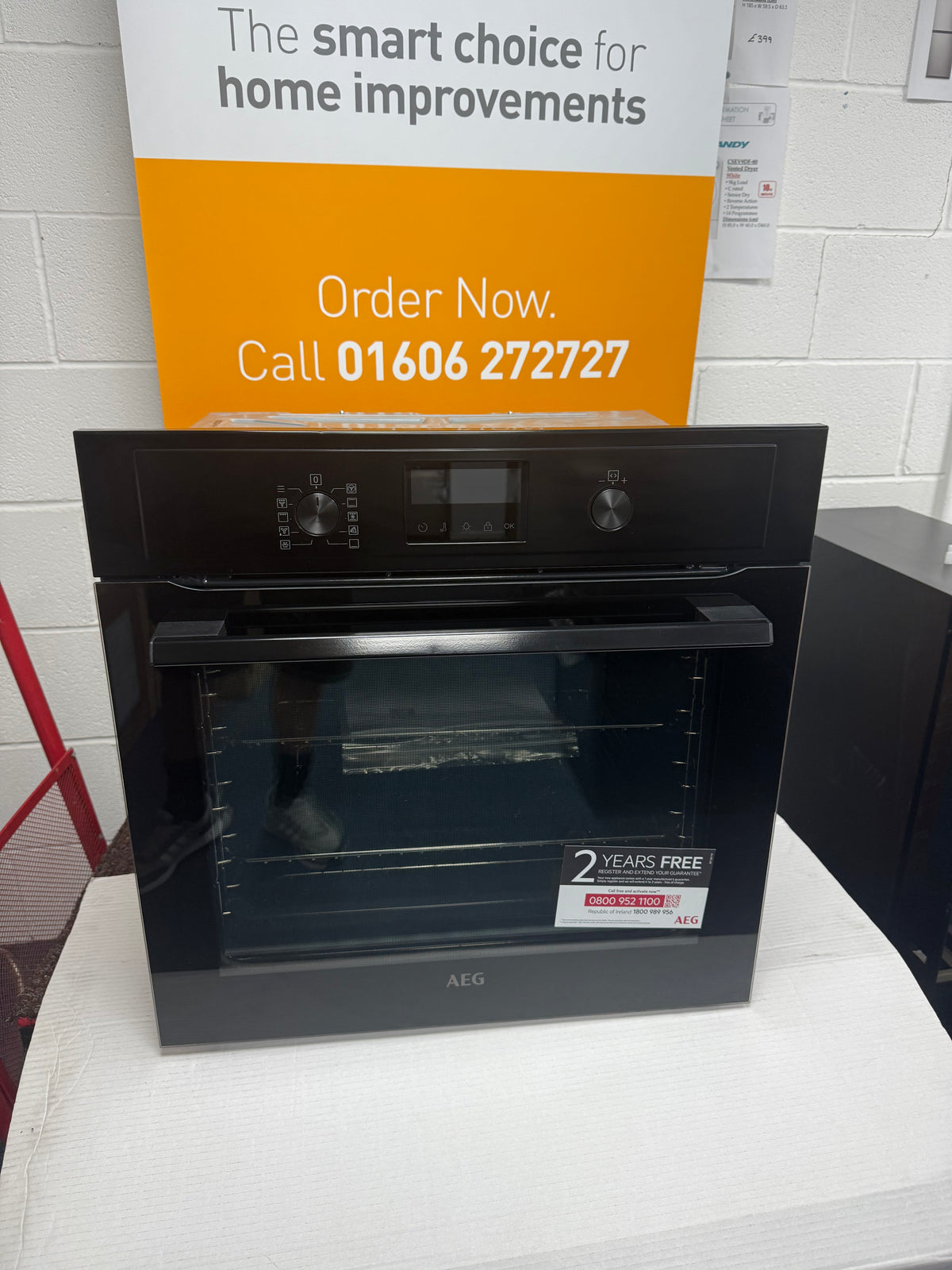 AEG BPX535061B (34) Built-In Electric Single Oven with Pyrolytic Self Cleaning in Black - A Rated - (Ex Display) - HW182834