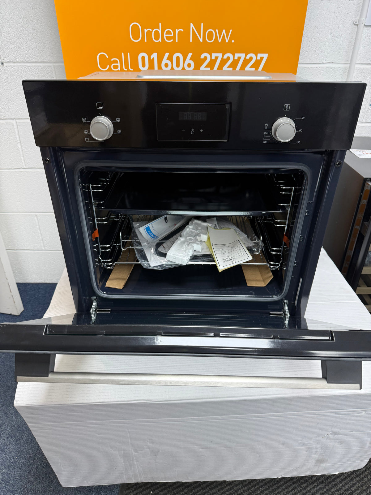 Bosch Series 2 HHF113BA0B (52) Built-In Electric Single Oven in Black with 13 Amp Plug - A Rated  - HW182852