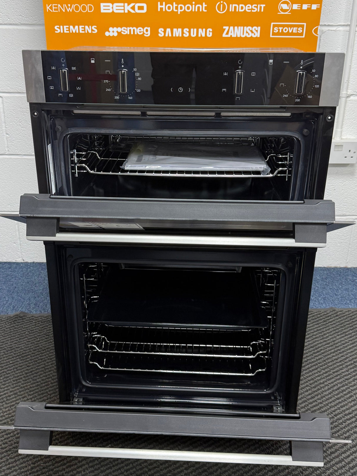 Neff N50 U1ACE2AN3B (14) Built-In Electric Double Oven in Stainless Steel - A Rated - (Ex Display) - HW182414