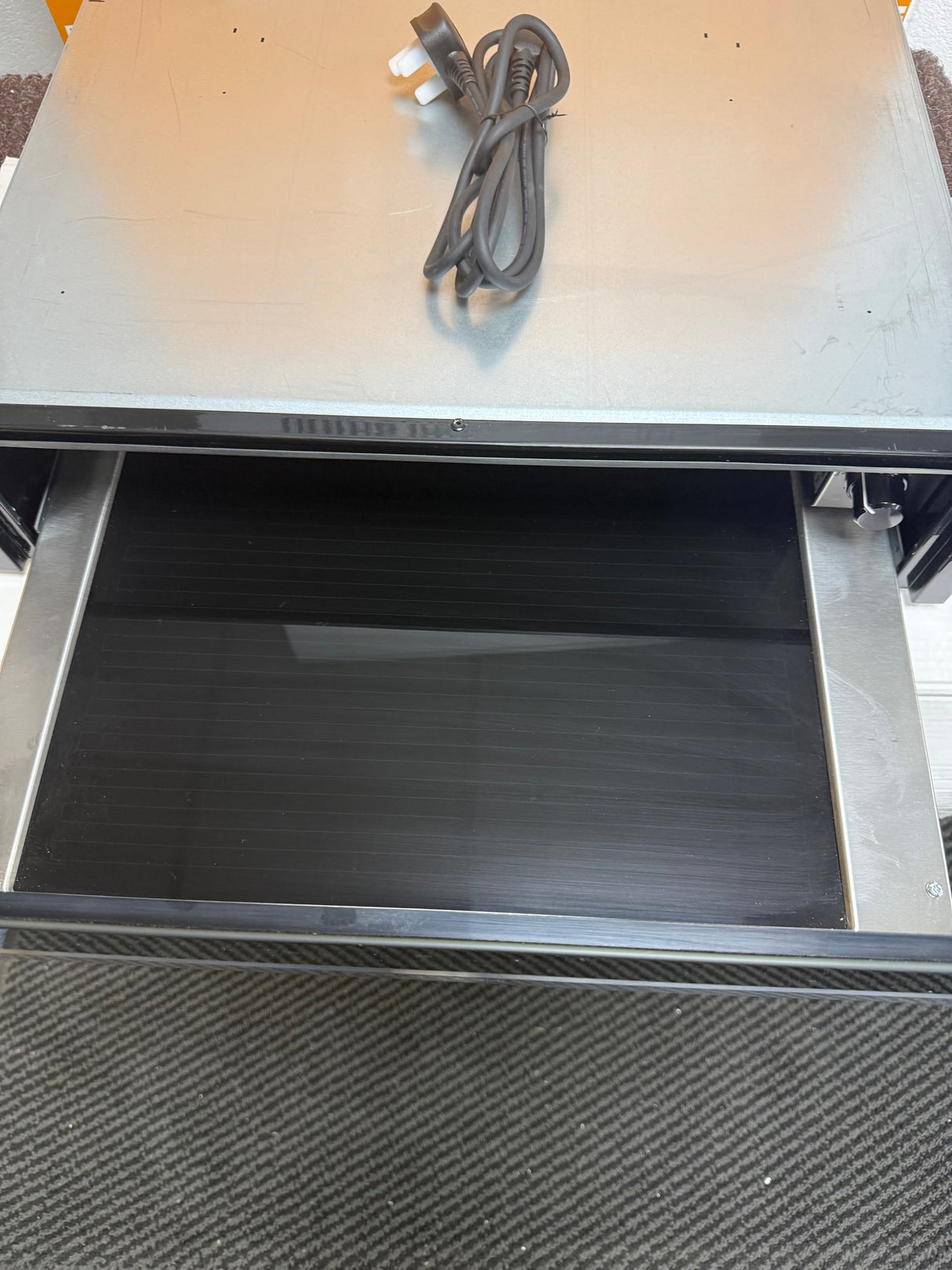 Bosch BIC630NS1B (37) 14cm Warming Drawer in Black & Stainless Steel - (Ex Display) - HW182137