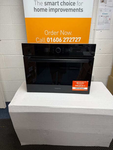 Hotpoint HMW47DHMBUK (41) 900w Built-in Microwave Oven with Grill in Black - (Ex Display) - HW182541