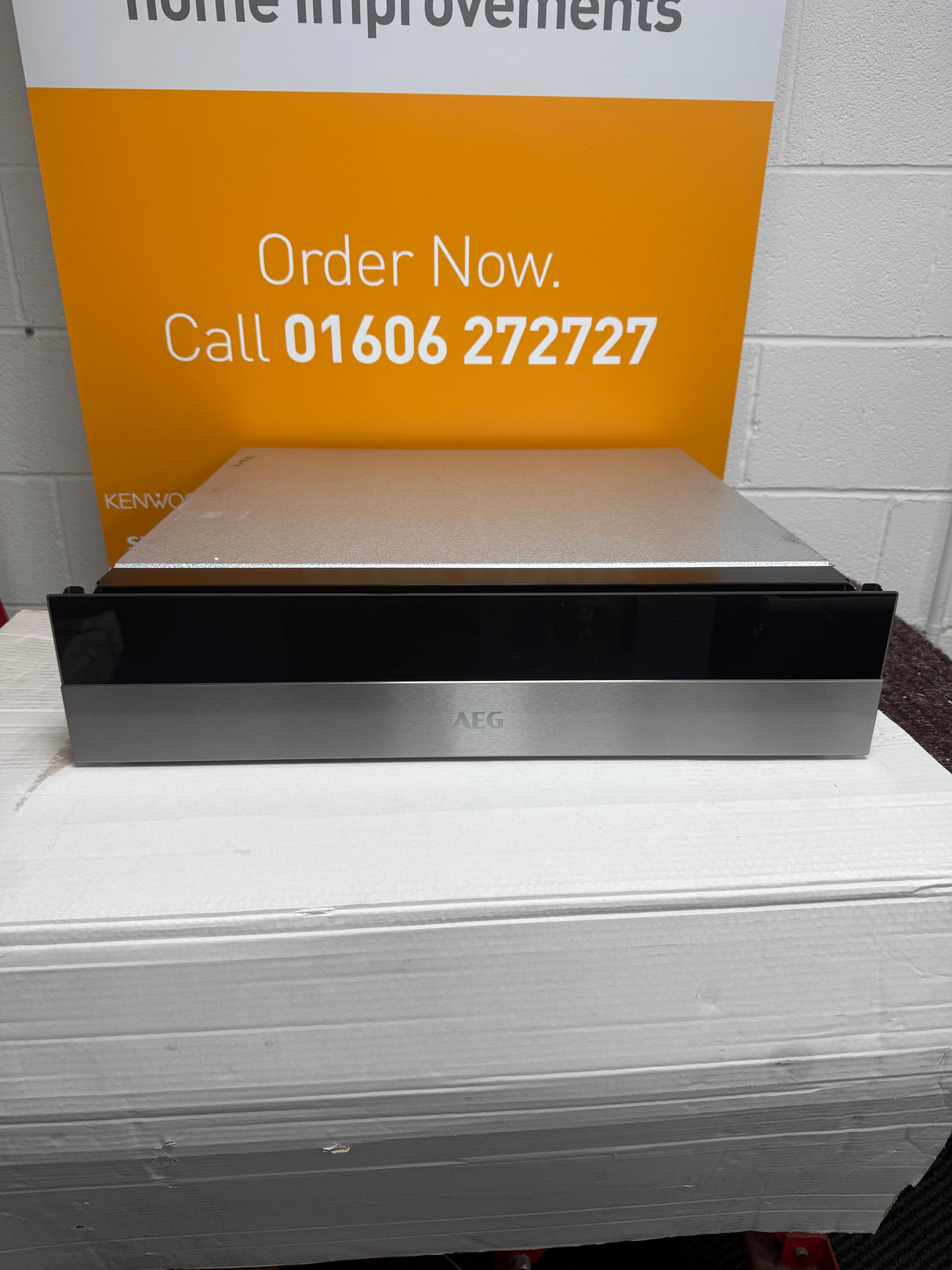 AEG KDK911424M 14cm Warming Drawer in Stainless Steel and Black EX DISPLAY - HW1821322