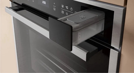 Hotpoint Class 6 HOI6A8PT1SXUK (45) Built in Single AirFry Oven with Pyrolytic Self Cleaning in Stainless Steel - (Ex Display Bemished) - HW182804