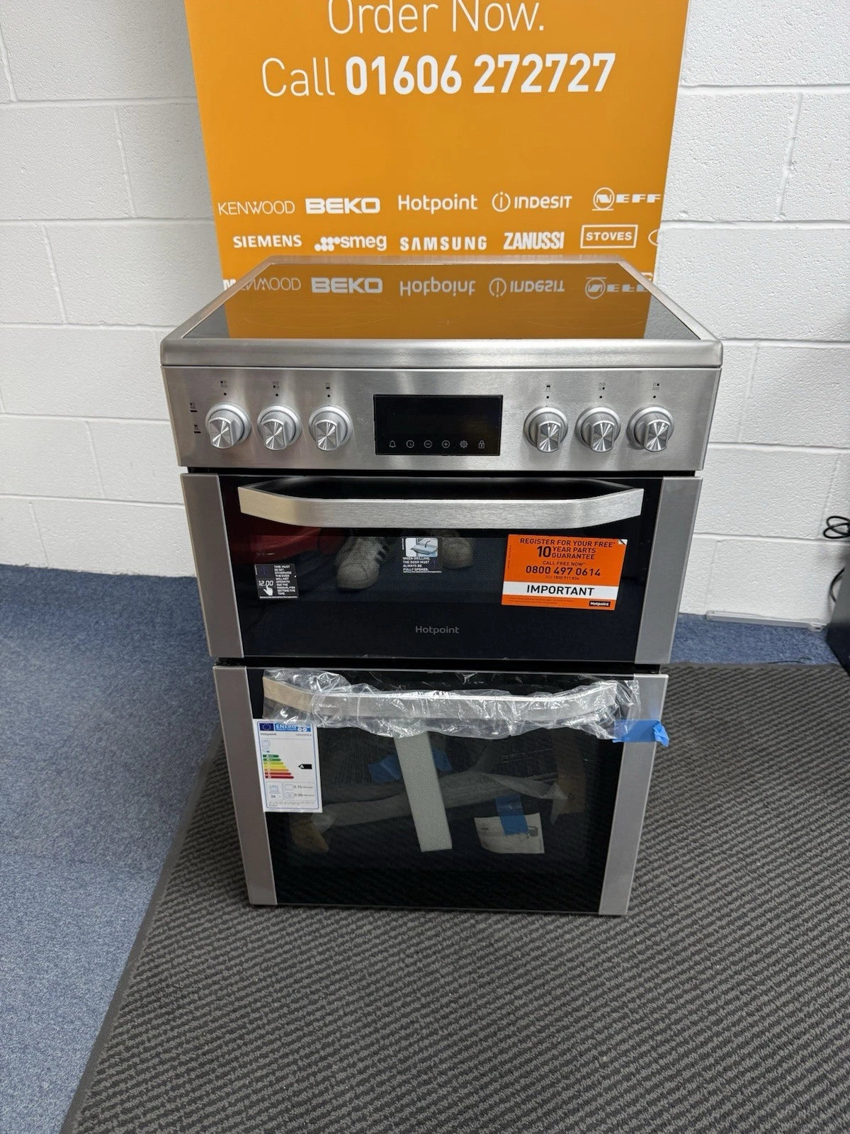 Hotpoint HDE6VDCX (02) 60cm Freestanding Electric Double Oven Ceramic Top Cooker with Multiflow in Stainless Steel - A/A Rated - (Ex Display) - HW182302