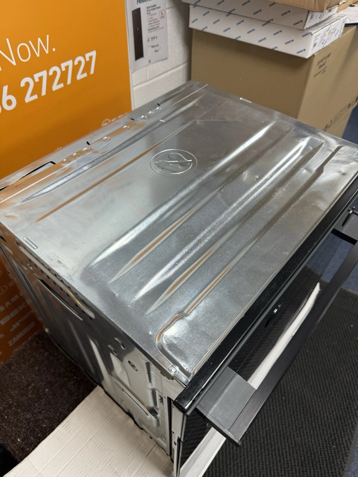 AEG 6000 Series OS6PB50AK (30) Built-in Electric Single Oven with Pyrolytic Self Cleaning in Black - A+ Rated - (Ex Display) - HW182330
