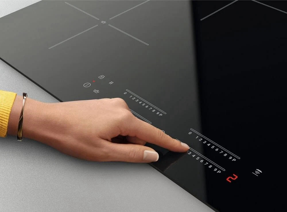 Zanussi ZIFN644K (02) 60cm 4-Zone Frameless Induction Hob - (Tatty Box) - HW181801-02