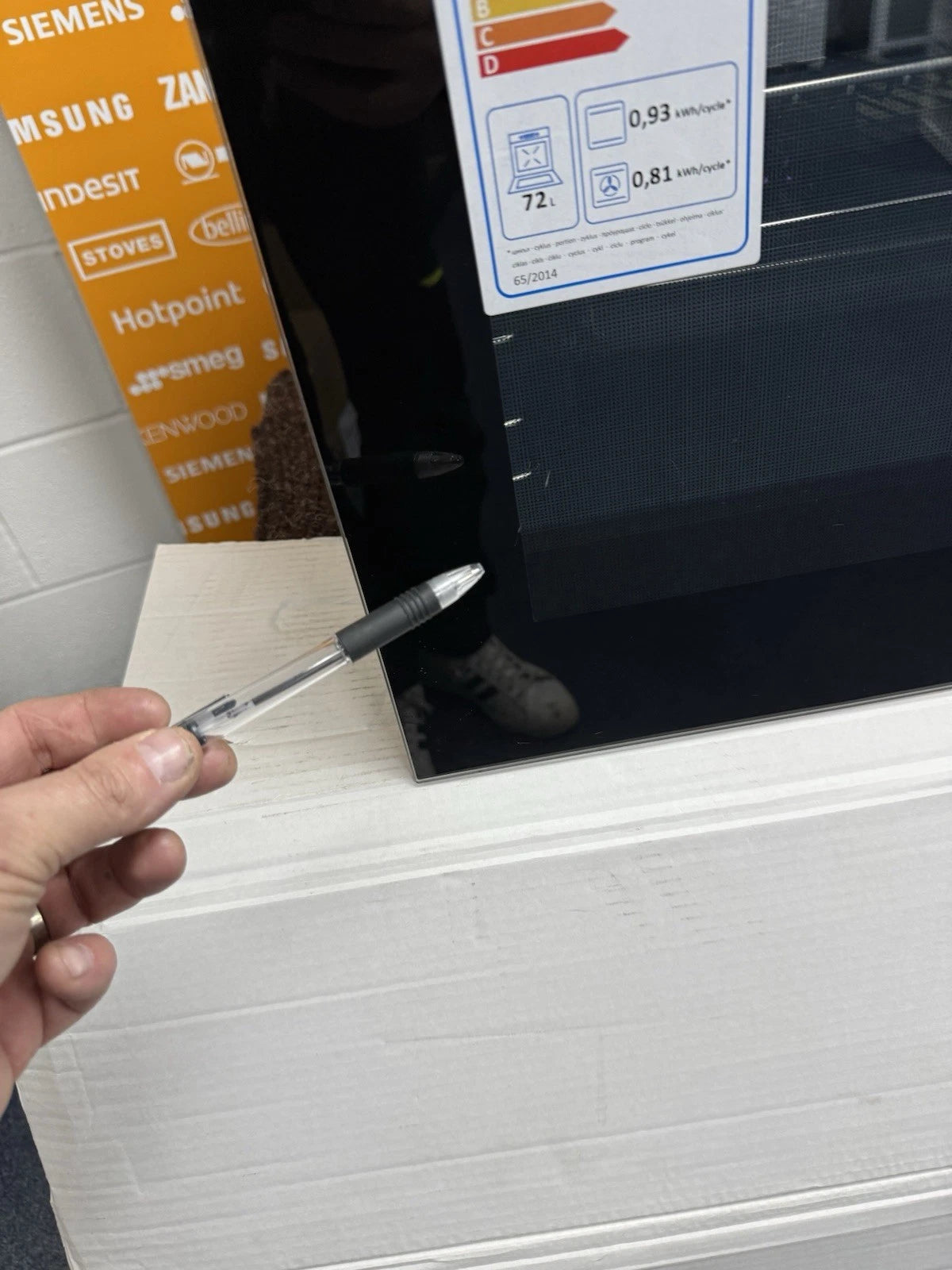 AEG BEX335011M (95) SurroundCook Built-in Electric Single Oven with Aqua Clean in Stainless Steel - A Rated - (Blemished) - HW181795