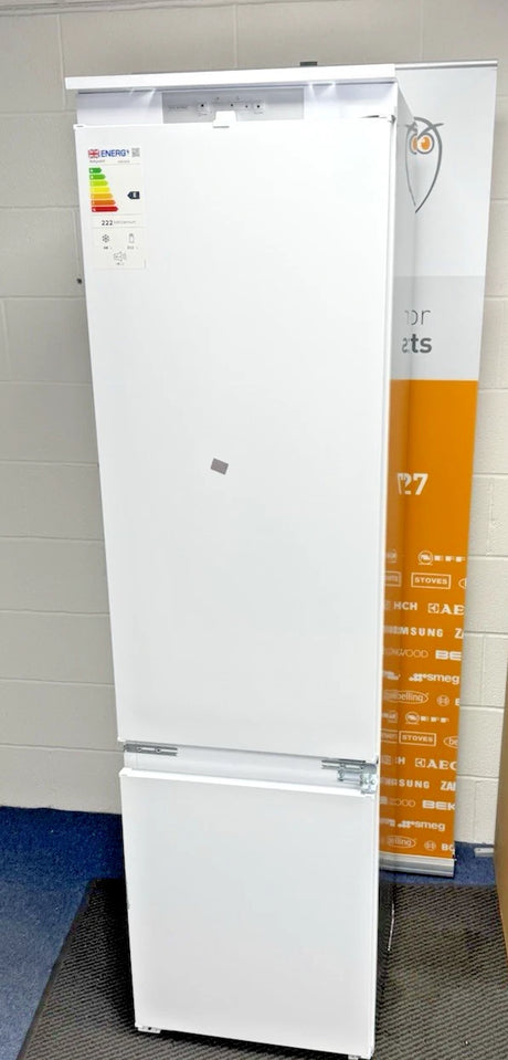 Hotpoint HTC20 T322 UK (77) 194cm Extra Tall 280L 70/30 Integrated No Frost Fridge Freezer - Sliding Door Hinge - E Rated - (Ex Display) - HW181977